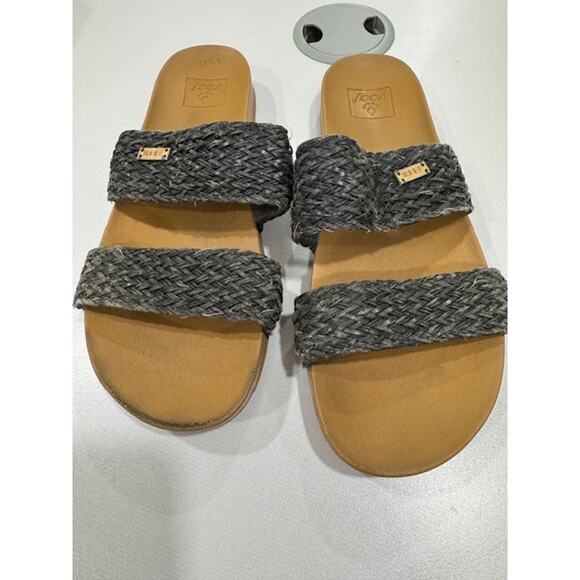 Reef Sandals - Picture 1 of 3